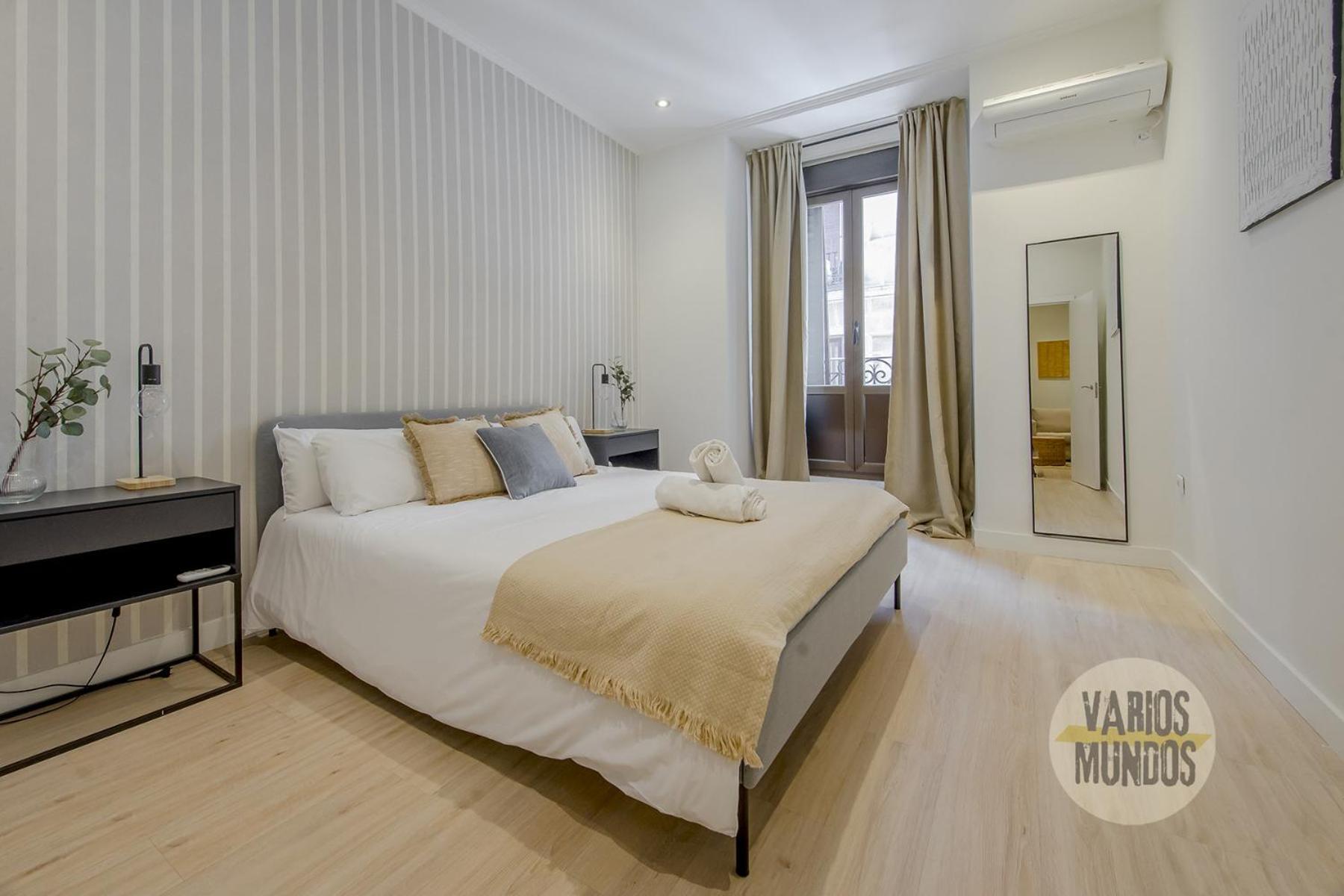 Elegante Apt De 7Pax En El Corazon De Chueca Apartment Madrid Luaran gambar